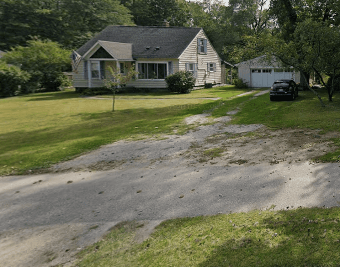 Custom designed concrete driveway construction