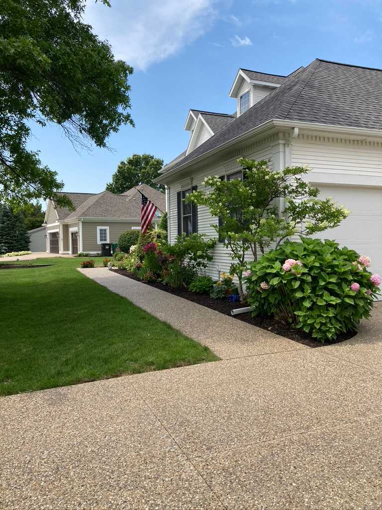 Exposed Aggregate driveway concrete construction